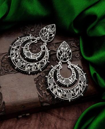 Picture of Good Looking Black Earrings