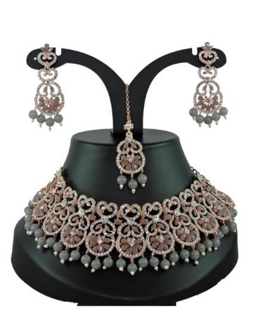 Picture of Beautiful Grey Necklace Set
