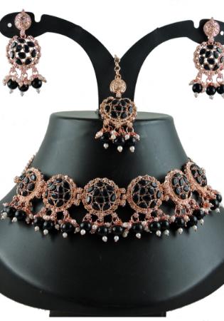 Picture of Appealing Georgette Black Necklace Set