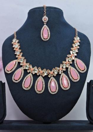 Picture of Lovely Rosy Brown Necklace Set