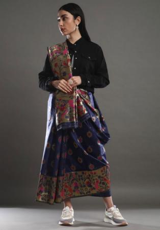 Picture of Alluring Silk Navy Blue Saree