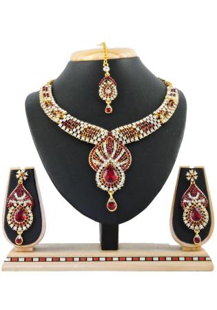 Picture of Exquisite Maroon Necklace Set