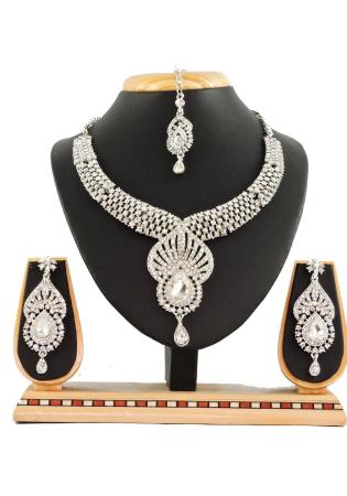 Picture of Amazing Off White Necklace Set