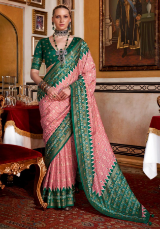Picture of Magnificent Silk Pale Violet Red Saree