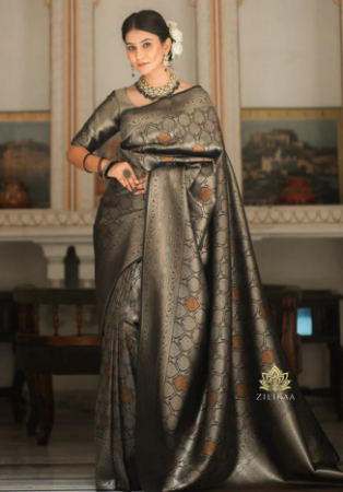 Picture of Splendid Silk Grey Saree
