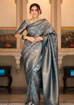 Picture of Beauteous Silk Grey Saree
