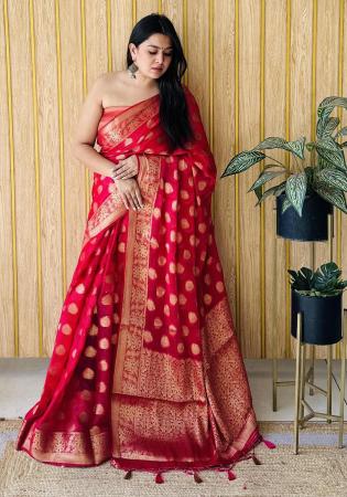 Picture of Fascinating Silk Maroon Saree