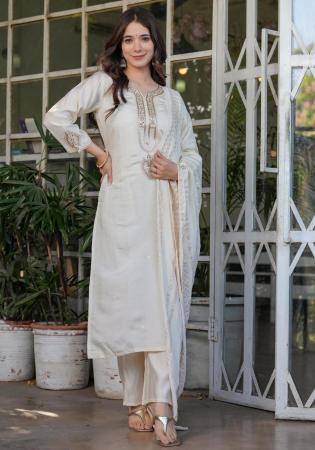 Picture of Elegant Chiffon Off White Readymade Salwar Kameez