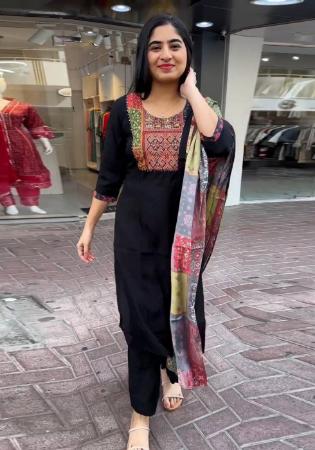 Picture of Classy Chiffon Black Readymade Salwar Kameez