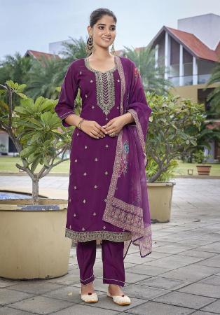 Picture of Graceful Chiffon Purple Readymade Salwar Kameez