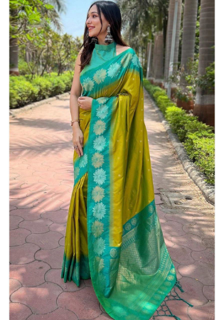 Picture of Shapely Silk Peru Saree