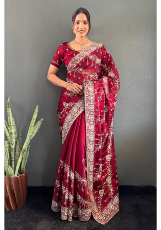 Picture of Fascinating Chiffon Crimson Saree