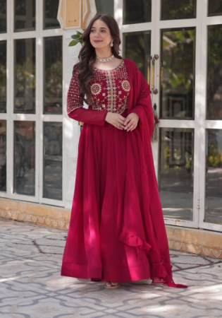 Picture of Wonderful Georgette Fire Brick Readymade Gown