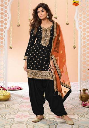 Picture of Lovely Silk Black Straight Cut Salwar Kameez