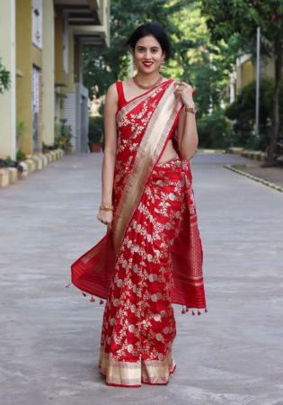 Picture of Bewitching Silk Crimson Saree