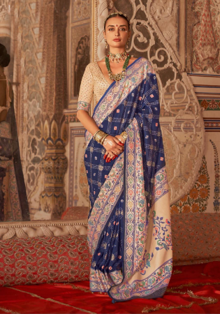 Picture of Beautiful Silk Navy Blue Saree