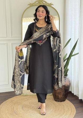Picture of Georgette & Silk Black Readymade Salwar Kameez