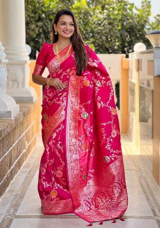 Picture of Excellent Silk Crimson Saree