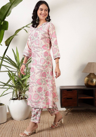 Picture of Beautiful Rayon Thistle Kurtis & Tunic