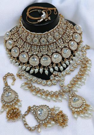 Picture of Nice Sea Shell Necklace Set