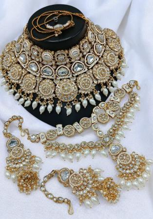 Picture of Good Looking Dark Grey Necklace Set