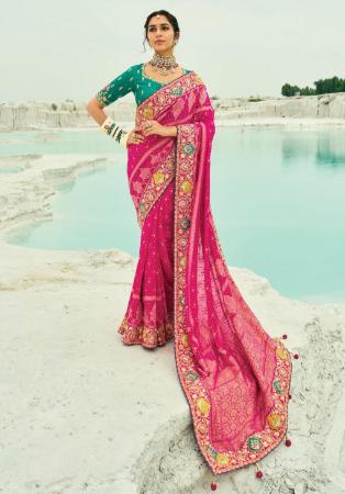 Picture of Well Formed Georgette Light Coral Saree