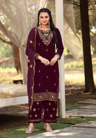 Picture of Well Formed Chiffon Maroon Straight Cut Salwar Kameez