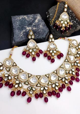 Picture of Exquisite Purple Necklace Set