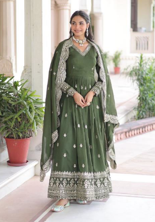 Picture of Exquisite Silk Grey Readymade Gown