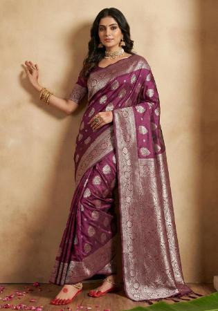 Picture of Lovely Silk Purple Saree